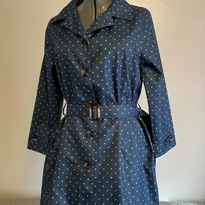 New York hooded outdoor windbreaker lightweight coat.